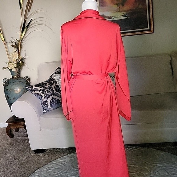 Fabletics Women's Robe Size M - Picture 5 of 8